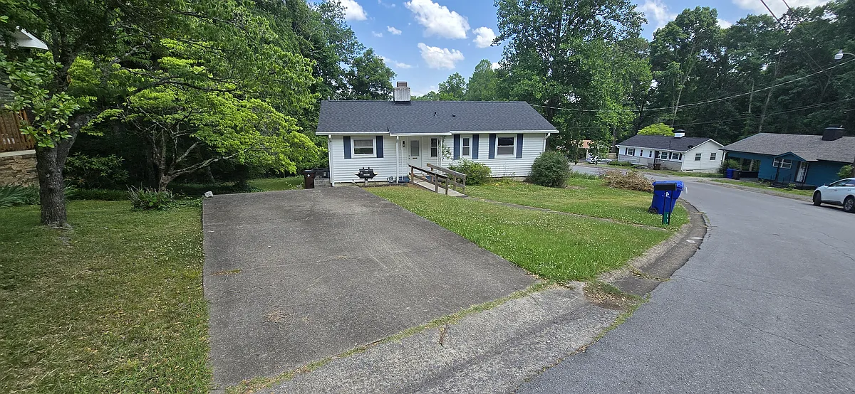 Building Photo - 110 Decatur Rd