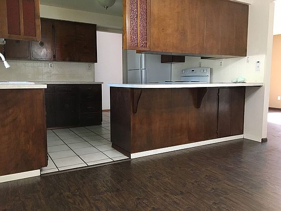 Dining room/ kitchen