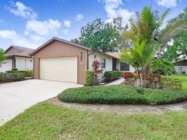 4742 Oak Hill Dr #12, Sarasota, FL 34232