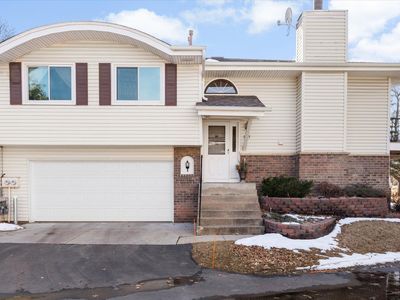 737 Evergreen Ct, Burnsville, MN, 55337