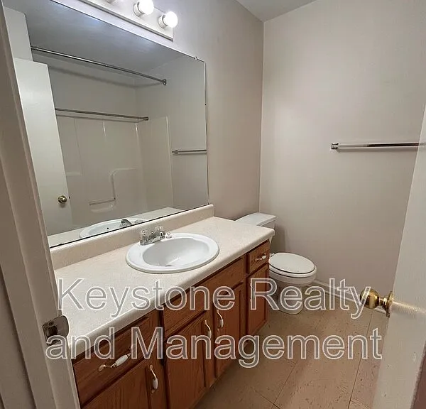 3300 Royster Ln #B — Photo 24