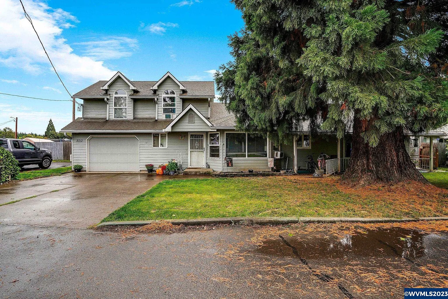 9312 Hallelujah Dr NE photo 1