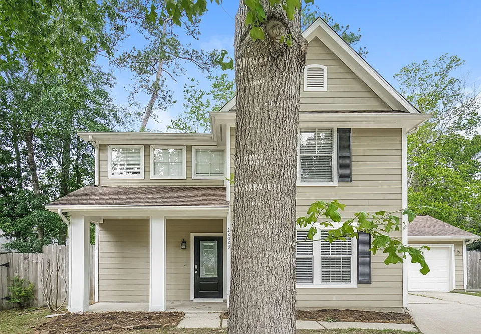 22023 Soft Pines Ct