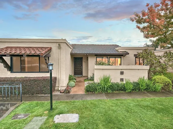182 La Mancha Way, Sonoma, CA 95476