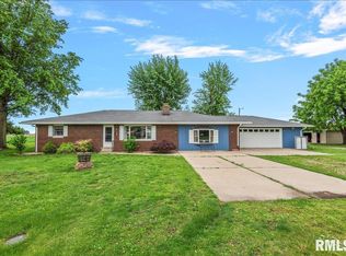 125 Easy Dr, Jacksonville, IL 62650