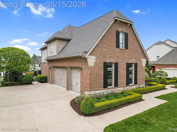 3rd image of 2757 Addison Cir