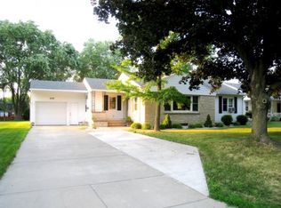 639 Robbins St, Seymour, WI 54165