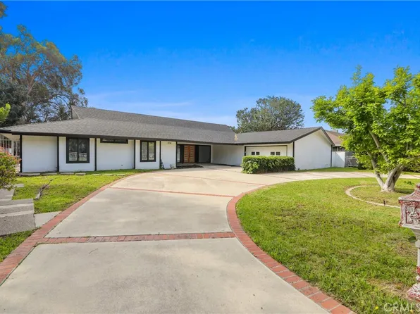 1216 W River Ln, Santa Ana, CA 92706