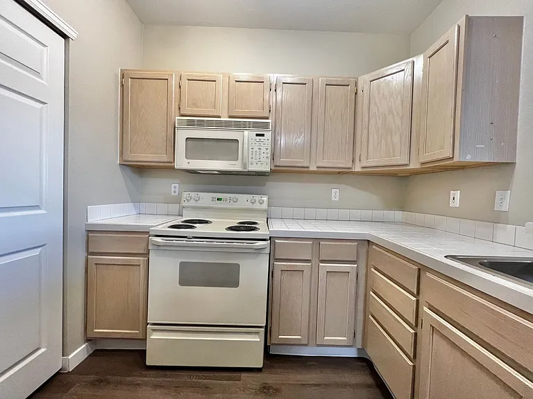 4545 Wheaton Dr #A240 — Photo 10