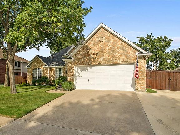 2nd image of 3649 Cottonwood Springs Dr