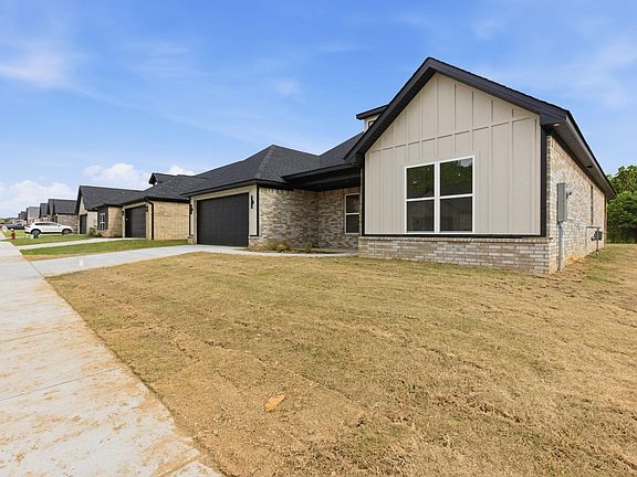 2nd image of 4841 Coronell Way