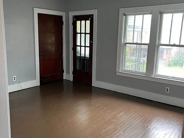 6691 Barton St — Photo 5