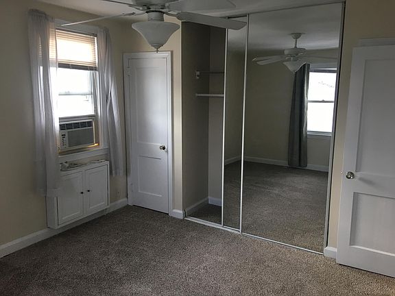 5th image of 213 Pilgrim Ln #1
