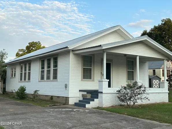 2970 Kynes St, Marianna, FL 32446