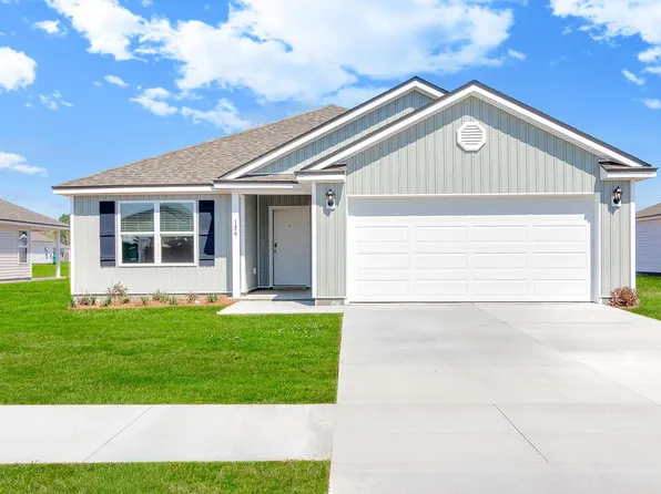 172 Milestone Trl, Crawfordville, FL 32327