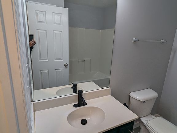 2nd image of 534 Big Bear Ln
