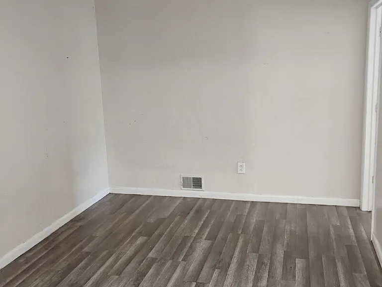 864 Madison Ave #1B — Photo 7