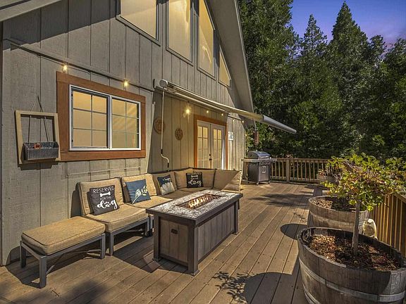 2nd image of 23959 Redwood Ct