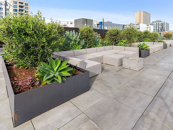 5th image of 1201 Sutter St #609