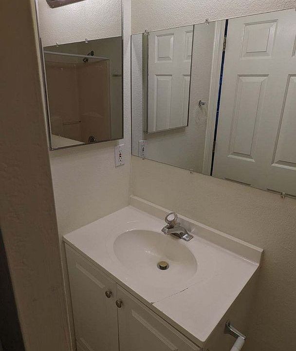 Cedar Crest Apartments 700 NE Johnson St Myrtle Creek OR Zillow