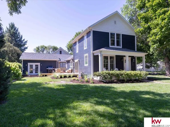 351 W 11th St, Fremont, NE 68025