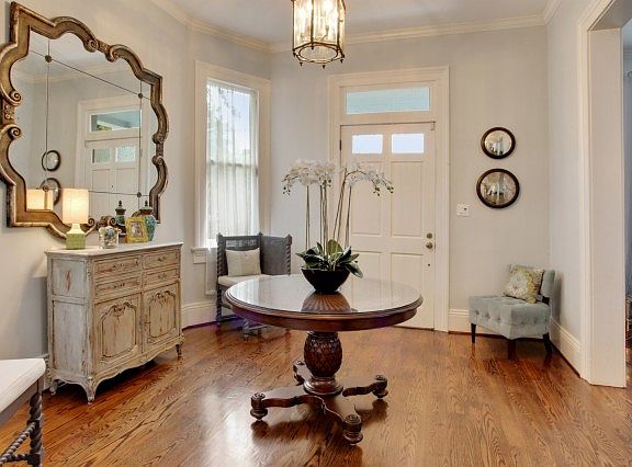 5th image of 1234 Joseph St