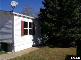 6 Springridge Rd, Bath, PA 18014