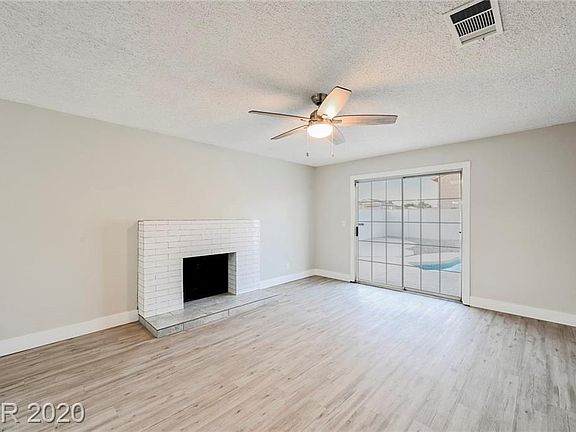5th image of 1146 E Hacienda Ave