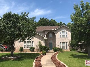 1239 Cross Creek Dr, Kennedale, TX 76060