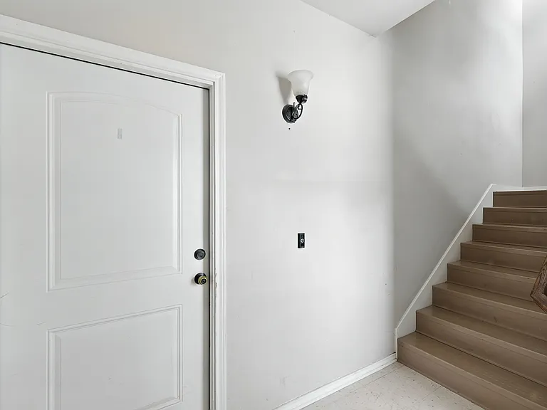 3408 S University Dr — Photo 4
