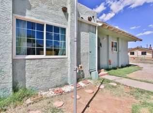 419 N Apache Ave, Winslow, AZ 86047