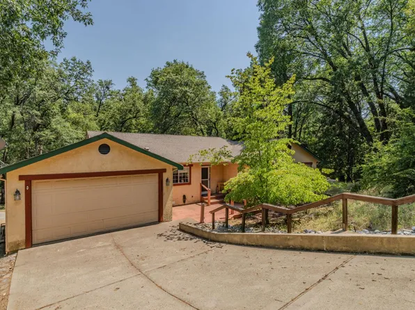22390 Meadowbrook Dr, Pine Grove, CA 95665