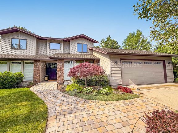 2nd image of 4780 N Riverfront Pl