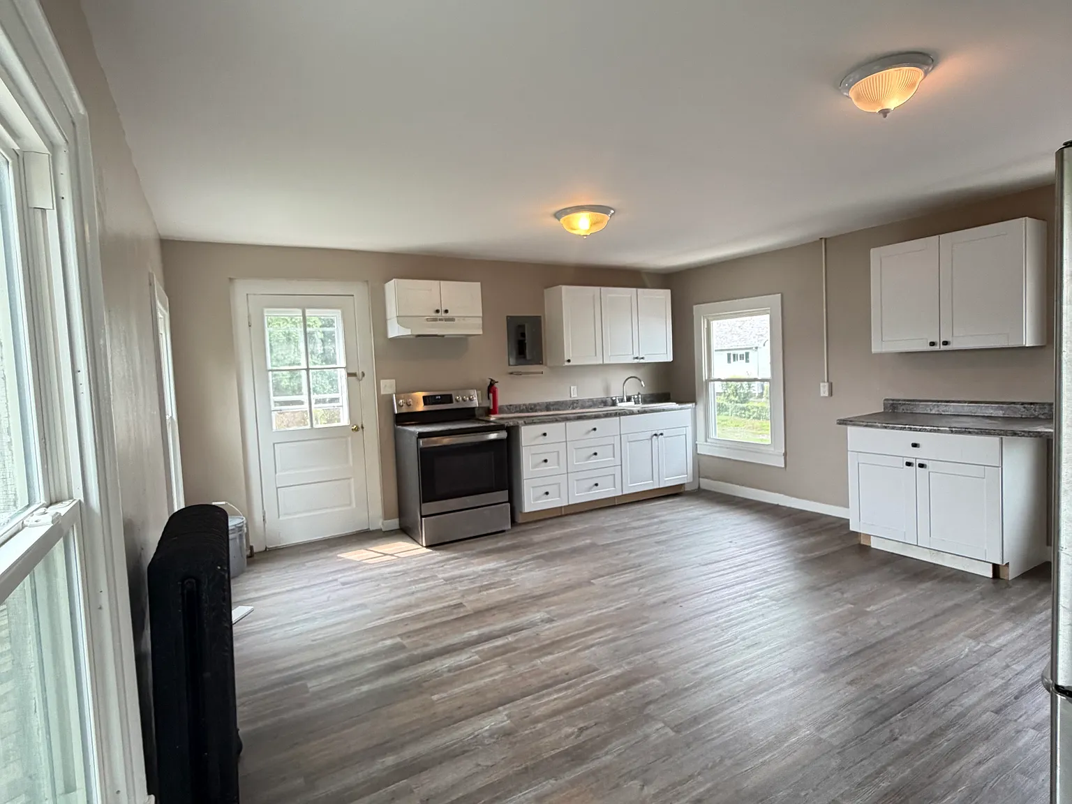 3 bed, 1648 sqft, $1,550 — Photo 2