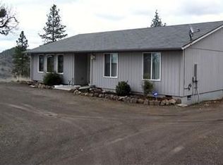 1500 Wren Ridge Dr, Eagle Pt, OR 97524