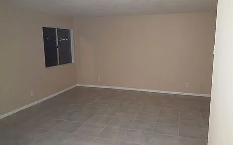 2 bed, 900 sqft, $1,795 — Photo 2