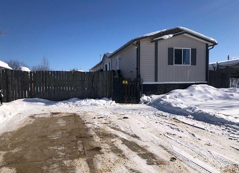 1st image of 3 W Dewberry Rd