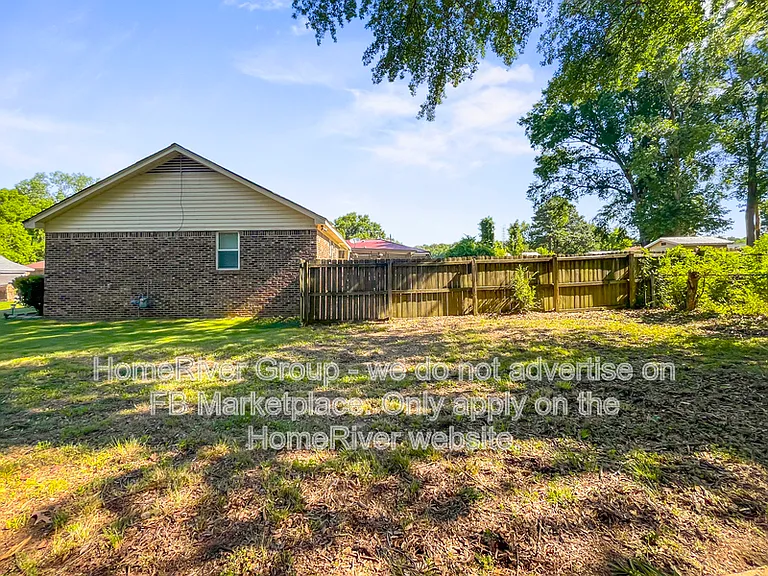 1756 W Holmes Rd — Photo 17