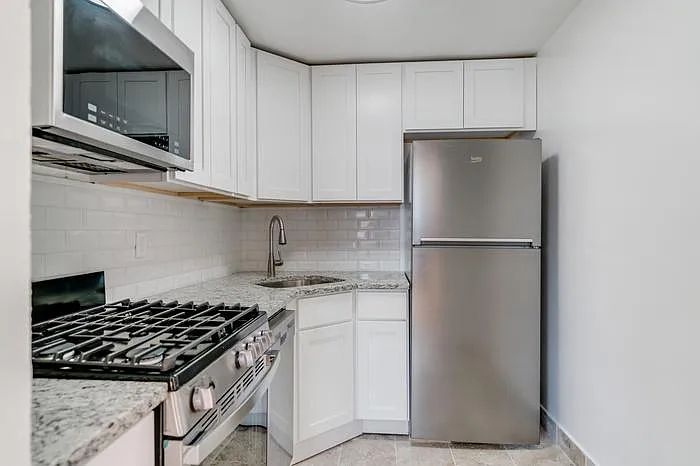 1 bed, $1,825 — Photo 2