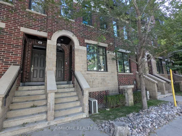 140 Broadview Ave, Toronto, ON