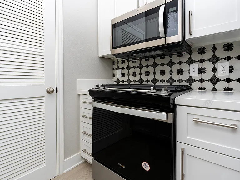Paladia Luxury Apartments — Photo 90