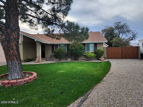 3rd image of 12610 N 41ST Drive