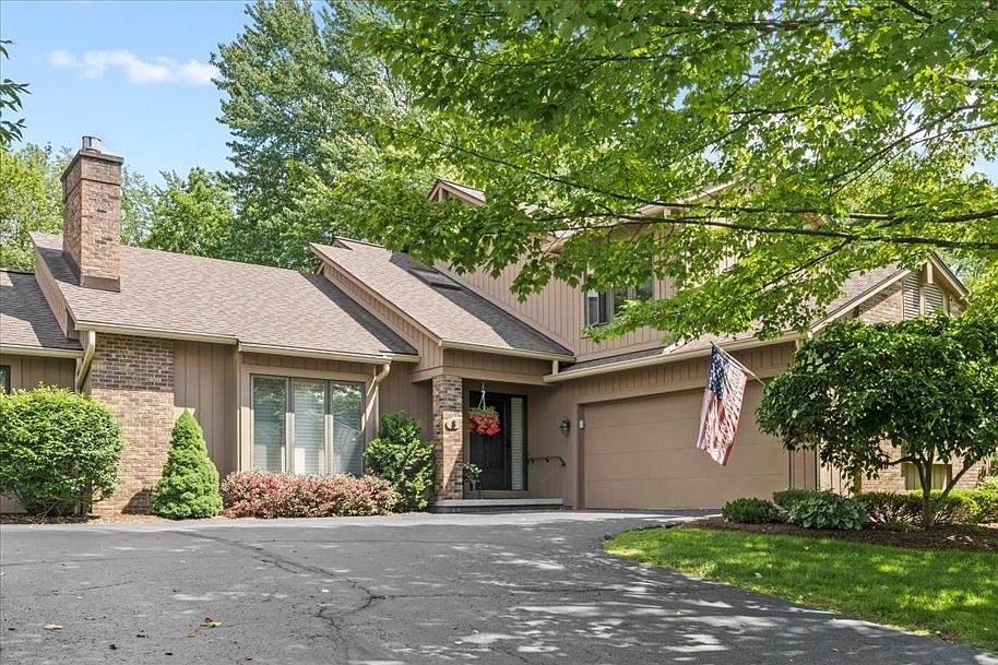 1st image of 8 Shadow Pines Dr