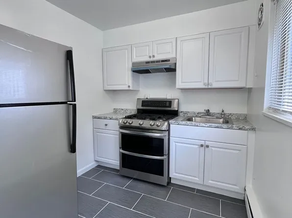 612 12th St NE, 612 12th St NE APT 103, Washington, DC 20002