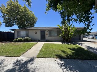 1031 Caputo Ct APT A, Hollister, CA 95023