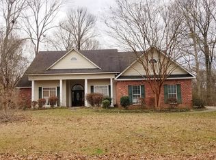 468 Rollingwood Dr, Vicksburg, MS 39183