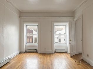 925 Bedford Ave APT 3, Brooklyn, NY 11205