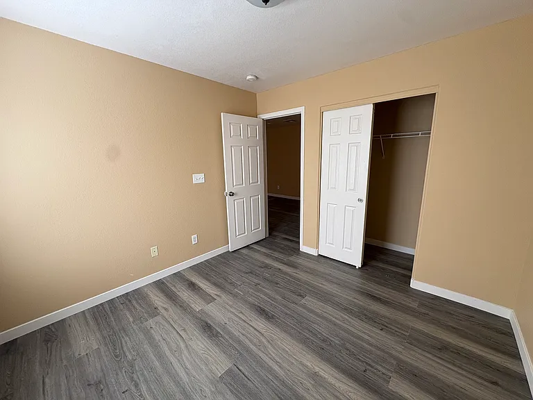 4725 Portola Vista Ave — Photo 25