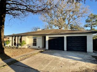 4308 Willow Bend Ln, Port Arthur, TX 77642