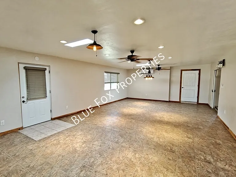 9742 E Cannon Pl — Photo 17